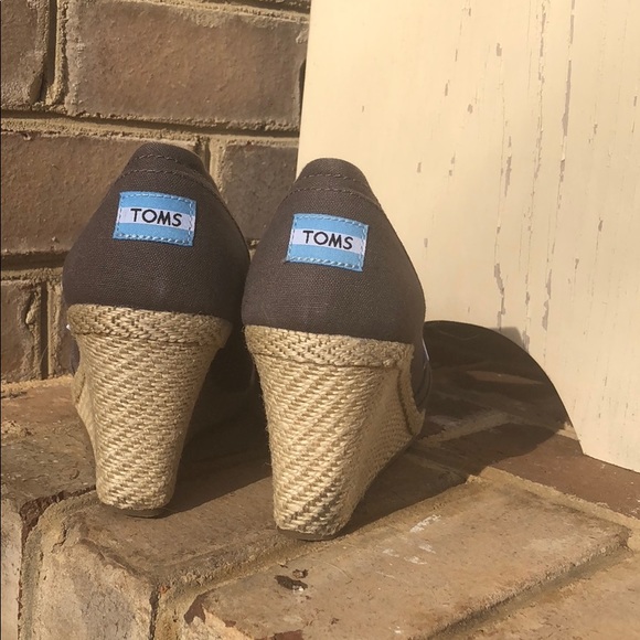 Toms shoes women’s 11 - Picture 3 of 5